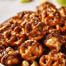 Caramel Apple Pretzel Bites Recipe