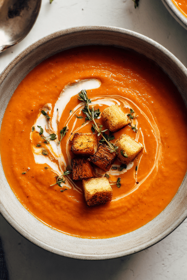 Creamy roasted pumpkin and tomato soup